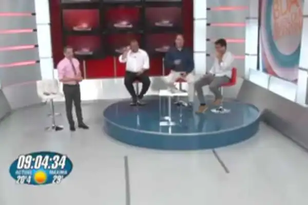 TV Show Accidentally Flashes Picture Of N*ked Man On Screen During Christian Show. Video